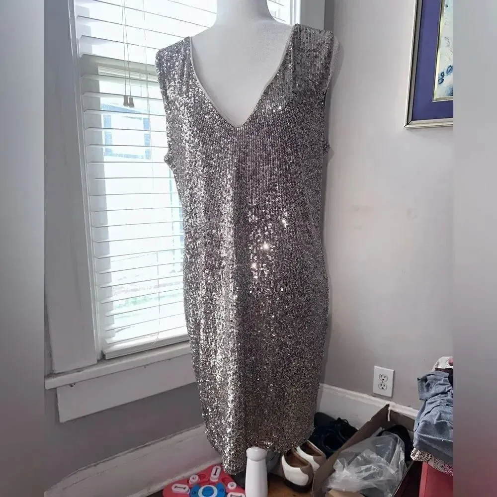 Generation Love | NWTs Deep V-Neck Diana Sequin Dress in Pale Gold Size XL